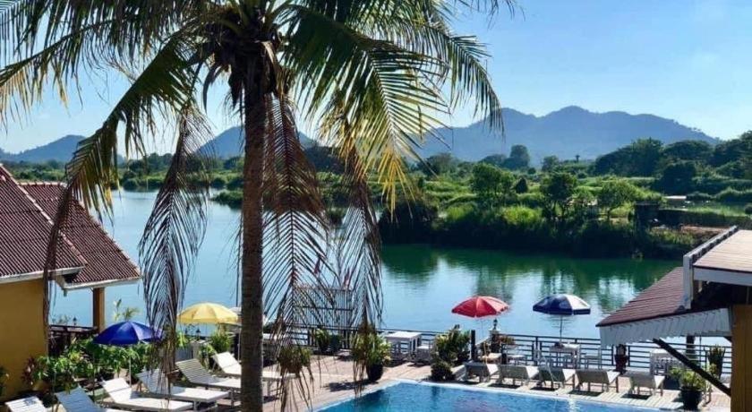 Golden Hotel Dondet Muang Khong Екстер'єр фото