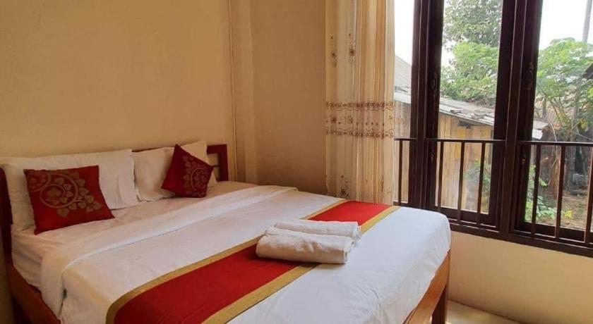 Golden Hotel Dondet Muang Khong Екстер'єр фото