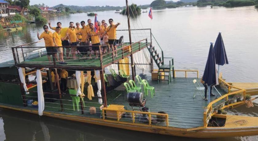 Golden Hotel Dondet Muang Khong Екстер'єр фото