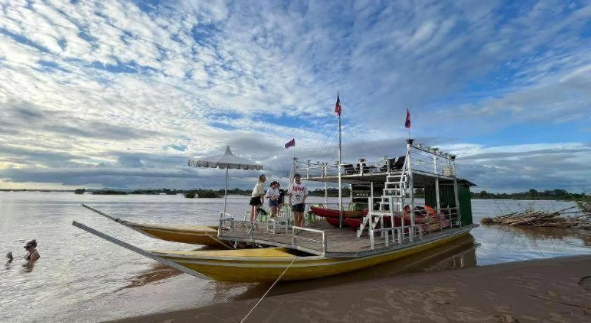 Golden Hotel Dondet Muang Khong Екстер'єр фото